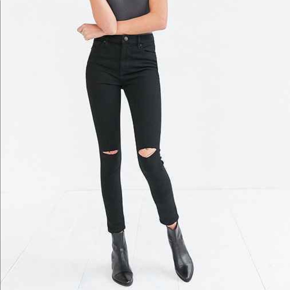 UO BDG Twig Ripped High Waist Black Jeans 27 - Picture 4 of 6